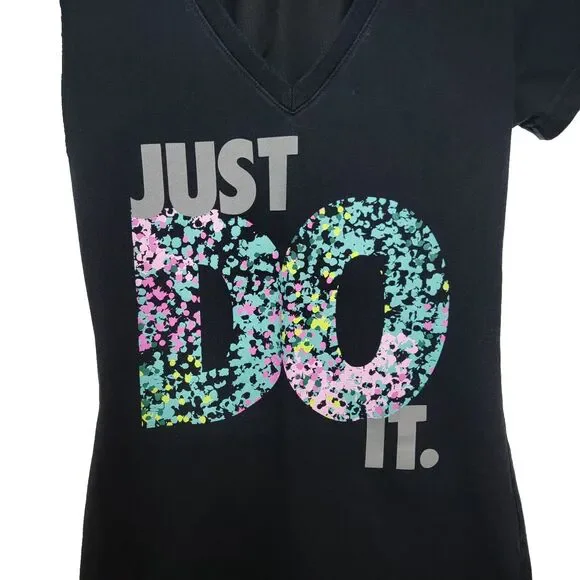 Nike XS Black Just Do It Women's Slim Fit V-neck T-Shirt - Picture 2 of 4